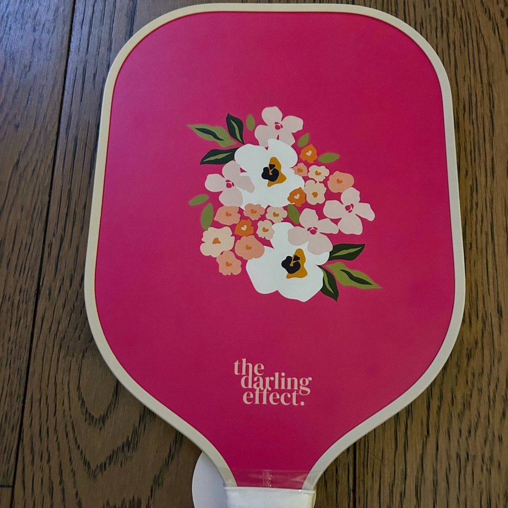 NEW WITH TAGS! THE DARLING EFFECT Pickleball Paddle Lively Flora Pink - Picture 10 of 11